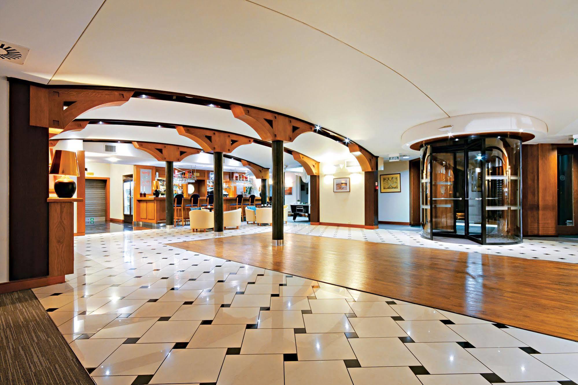 Leba Hotel & Spa Dış mekan fotoğraf