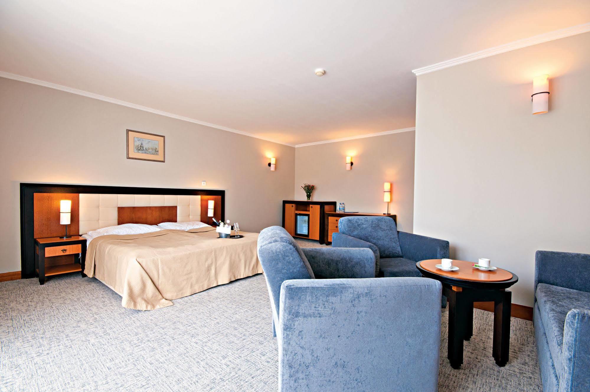 Leba Hotel & Spa Dış mekan fotoğraf